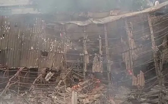 राजकपूर के आर के स्टूडियो में लगी आग काबू में, आधा स्टूडियो जलकर खाक