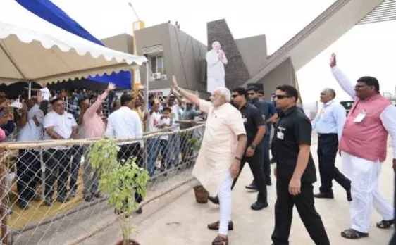 योगी सरकार का मदरसों को आदेश, पीएम मोदी के कार्यक्रम में मुस्लिम महिलाओं को लाएं