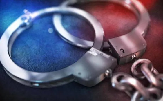 मिर्ज़ापुर में पुलिस ने विस्फोटक ले जा रहे दो संदिग्धों को किया गिरफ्तार