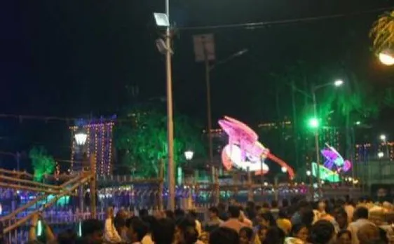 हिंसा की यादों को भुलाकर दुर्गा पूजा उत्सव के लिए तैयार बशीरहाट