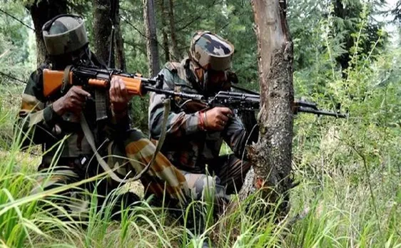 जम्मू-कश्मीर: बारामुला के सोपोर में सुरक्षाबलों पर ग्रेनेड से हमला, 5 घायल