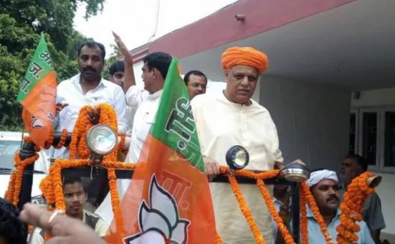 बीजेपी का यशवंत सिन्हा पर सीधा हमला, कहा- वह अर्थशास्त्री नहीं, अनर्थशास्त्री हैं