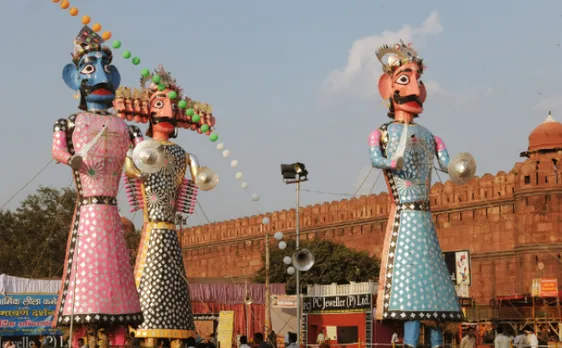 दशहरा 2017: घर में रावण के पुतले की राख लाने से आती सुख-समृद्धि, जानें और अनकही बातें