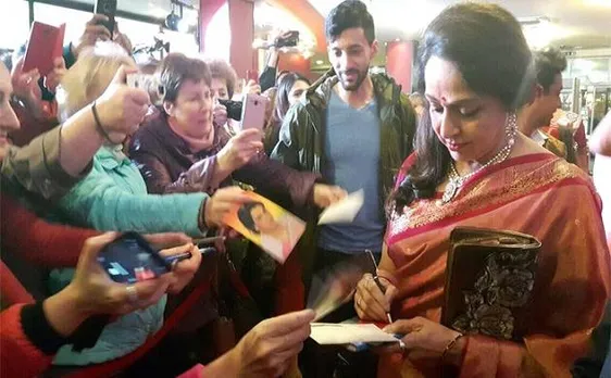 हेमा मालिनी के रूस में भी हैं दीवाने, देखना चाहते हैं 'सीता और गीता 2'