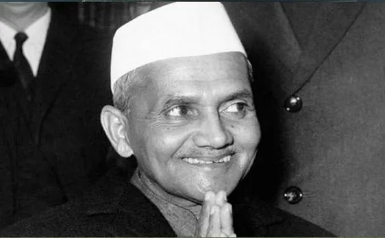लालबहादुर शास्त्री जयंती: जब लालबहादुर शास्त्री ने अपने बेटे का प्रमोशन कर दिया था रद्द!