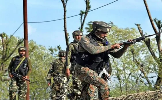 जम्मू-कश्मीर: आतंक के खिलाफ बड़ी कामयाबी, जैश कमांडर और हिजबुल के तीन आतंकी ढेर