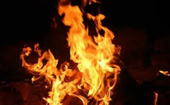 न्यूयॉर्क: जलती कार में गर्लफ्रेंड को जिंदा छोड़कर भागा ड्राइवर, मिली लाश