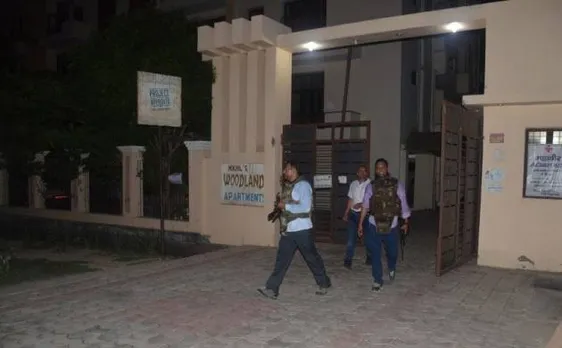 उत्तर प्रदेश : आगरा से 10 हजार का इनामी बदमाश विनोद जाट गिरफ्तार