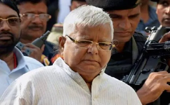 लालू का हमला, कहा-नीतीश हैं जनादेश के डकैत, कभी नहीं मिलाएंगे उनसे हाथ