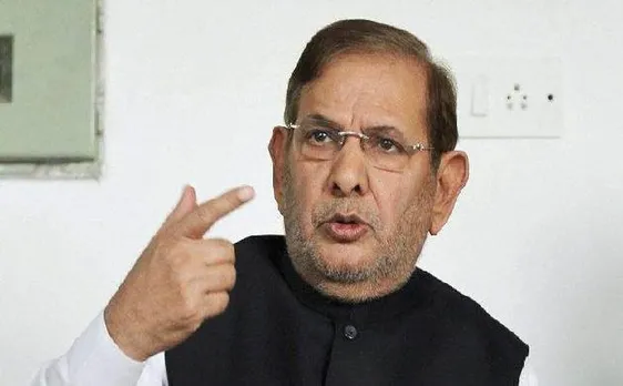 गुजरात चुनाव के तारीख की घोषणा नहीं करना चुनाव आयोग की विश्वसनीयता पर सवाल: शरद यादव