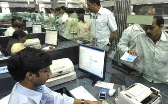 50 हजार से ज्यादा कैश ट्रांजेक्शन पर अब बैंक में दिखानी होगी ओरिजनल आईडी