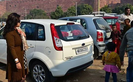 SC ने ताजमहल के पार्किंग एरिया को हटाने का दिया आदेश, पर्यावरण के लिए बताया ख़तरा