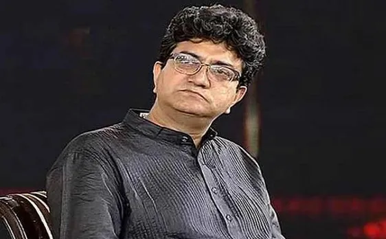 'मेर्सल' के तेलुगू संस्करण में देरी अनावश्यक और सनसनीखेज: प्रसून जोशी