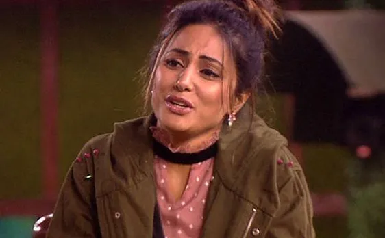Bigg Boss 11: TV एक्ट्रेस हिना खान ने साउथ एक्ट्रेसेस का उड़ाया मजाक, ट्विटर पर लगी क्लास