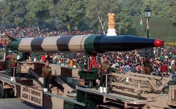 मेक इन इंडिया के तहत हथियार उत्पादन नियमों में ढील, बढ़ेगा निवेश, रोज़गार