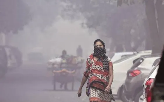 दिल्ली-एनसीआर में रहना हुआ खतरनाक, प्रदूषण की वजह से उम्र 6 साल घटी