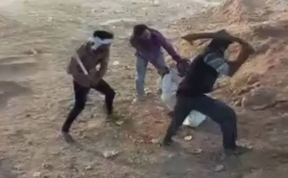 मध्य प्रदेश: भिंड में दबंगो की गुंडागर्दी, वोट नहीं देने पर दलित टीचर को बुरी तरह पीटा