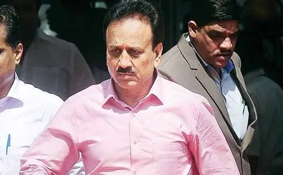 महाराष्ट्र के जल संसाधन मंत्री और BJP नेता गिरीश महाजन के बेतुके बयान के खिलाफ शिकायत दर्ज