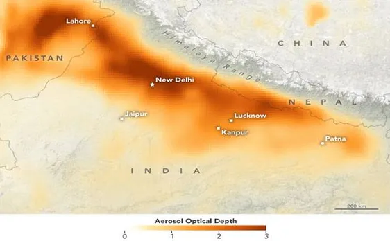 दिल्ली से लेकर लाहौर तक छाया जहरीला स्मॉग, नासा ने जारी की तस्वीर