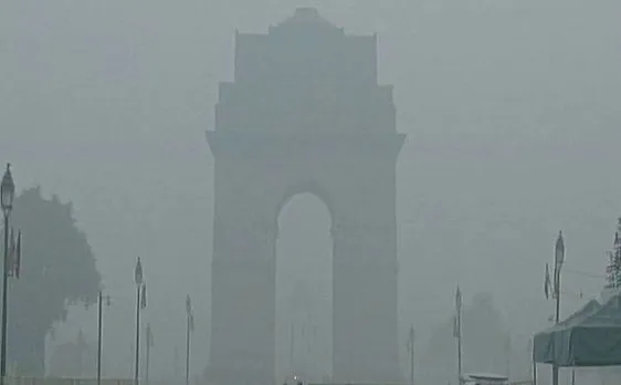 प्रदूषण कम करने के लिये दिल्ली में ट्रकों की एंट्री बैन, सीमाओं को किया गया सील