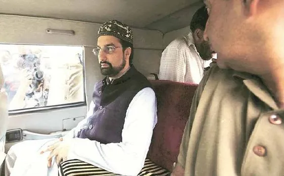 प्रदर्शनकारी अलगाववादी नेता मीरवाइज़ और यासिन मलिक हिरासत में लिए गए