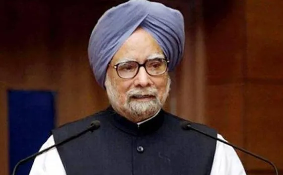रेटिंग अपग्रेड के भुलावे में न रहे मोदी सरकार, ठीक नहीं आर्थिक हालात: मनमोहन