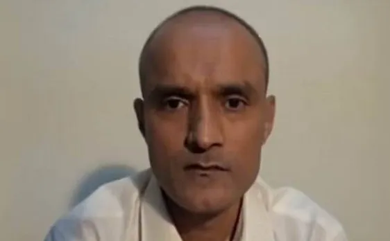 पहले मां को जाधव से मिलने की इजाजत मिले : भारत