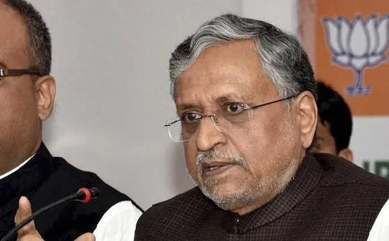 बिहार: तेज प्रताप के विवादित बोल पर सुशील मोदी बिफरे, कहा- माफी मांगे लालू और राबड़ी