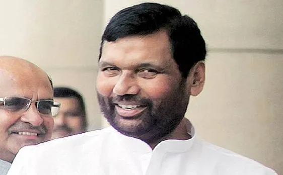 प्याज-टमाटर की बढ़ती कीमतों पर मोदी सरकार ने किए हाथ खड़े