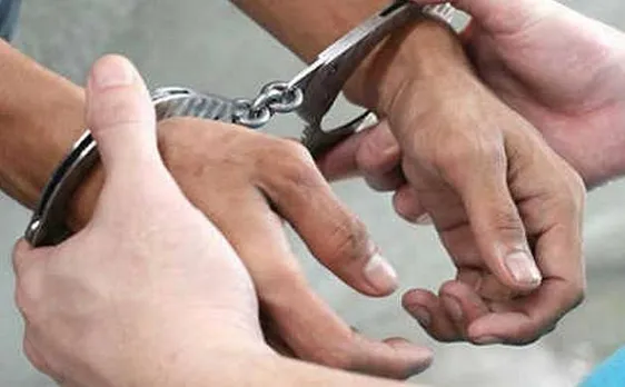 बिहार: पूर्व कांग्रेस अध्यक्ष का बेटा गिरफ्तार, 1.36 करोड़ की ठगी का है आरोप