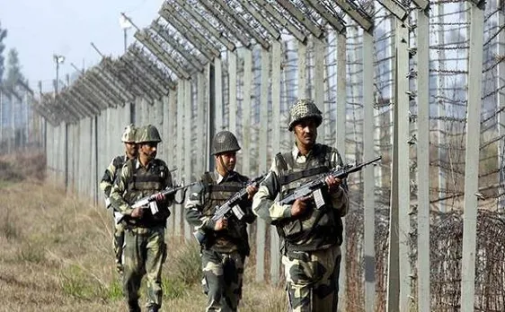LOC पर पाकिस्तान ने बरसाई गोलियां, भारतीय जवानों ने दिया मुंहतोड़ जवाब