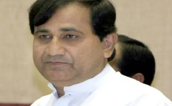 गुजरात ओपिनियन पोल पर कांग्रेस नेता शकील अहमद का आरोप, सभी चैनल पैसे लेकर कर रहे हैं सर्वे