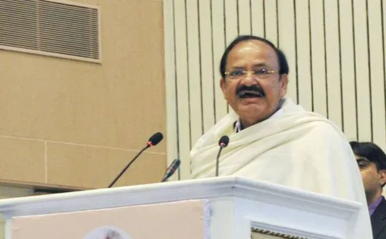 वंदेमातरम विवाद पर बोले उपराष्ट्रपति वेंकैया नायडू, मां को नहीं, तो क्या अफजल को सलाम करेंगे ?
