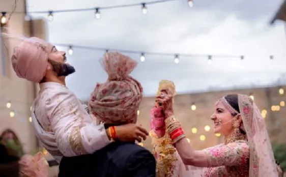 विराट और अनुष्का ने रचाई शादी, ट्विटर पर फैंस ने कुछ इस अंदाज में दी बधाई