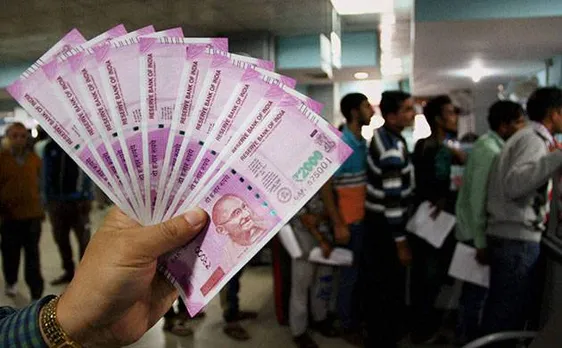 RBI ने रोकी 2000 रुपये के नोट की छपाई, SBI ने बताई ये वजह