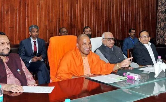 सीएम योगी बोले, नोएडा- ग्रेटर नोएडा के 40000 निवेशकों को दिसंबर अंत तक मिलेगा घर