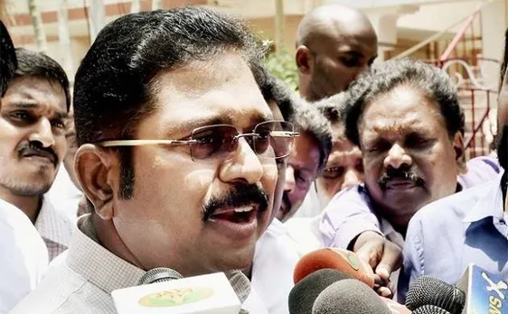 आर के नगर उप-चुनाव: जयललिता की सीट पर हारी AIADMK, 40,000 से अधिक मतों से जीते दिनाकरन