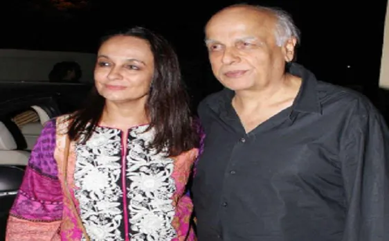 'योर्स ट्रूली' में अपनी पत्नी संग नजर आएंगे महेश भट्ट, शूटिंग पूरी होने पर शेयर की तस्वीर