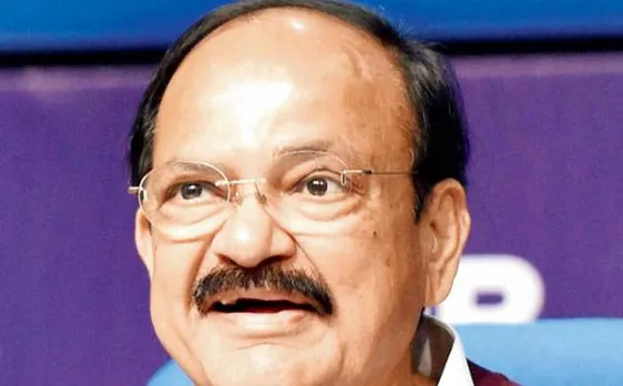 वेंकैया नायडू ने सांसदों से 'भीख मांगने' से बचने को कहा