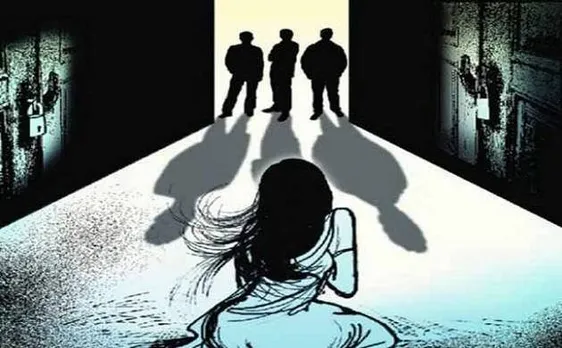 UP: छात्रा को कार में किडनेप कर किया गैंगरेप, गंभीर हालत में गांव के पास फेंका
