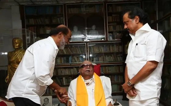 सियासी एंट्री के बाद रजनीकांत ने एम करुणानिधि से मिलकर लिया 'राजनीतिक' आशीर्वाद