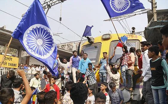 भीमा-कोरेगांव हिंसा की आग गुजरात और MP पहुंची