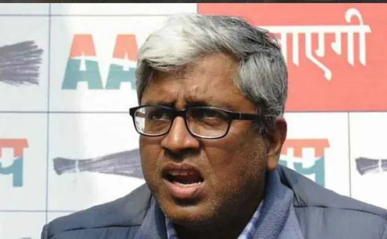 AAP नेता आशुतोष ने कोर्ट से हिंदी में डिटेल मांग 'समय किया बर्बाद', 10,000 रुपये का जुर्माना