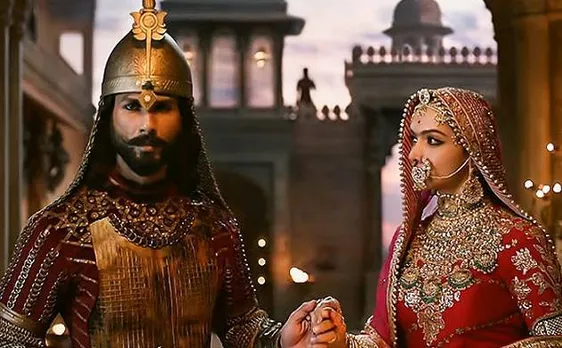 'पद्मावत' के निर्माताओं ने विज्ञापन के जरिए दी सफाई कहा- यह एक ऐसी फिल्म है, जिस पर हर भारतीय करेगा गर्व