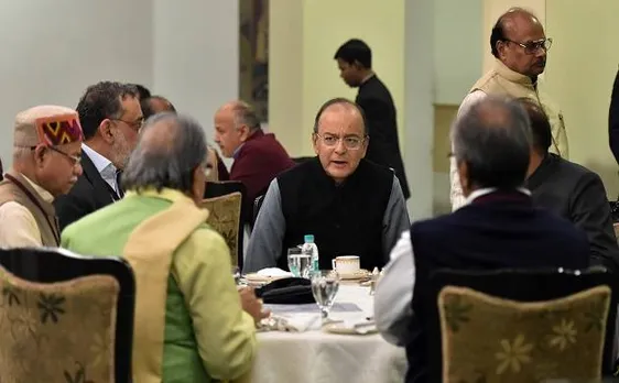 29 वस्तुओं और 53 सेवाओं पर घटेगा टैक्स, जीएसटी काउंसिल की बैठक में लिया गया फैसला
