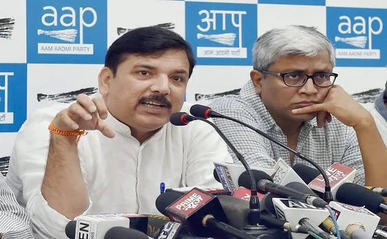 AAP ने EC को बताया BJP एजेंट, पूछा- बताइए विधायकों को क्या लाभ मिला?