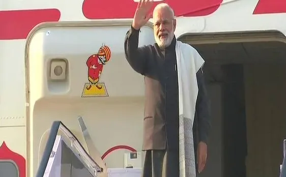 दावोस: 20 साल बाद विश्व आर्थिक सम्मेलन में हिस्सा लेने के लिए पीएम मोदी रवाना