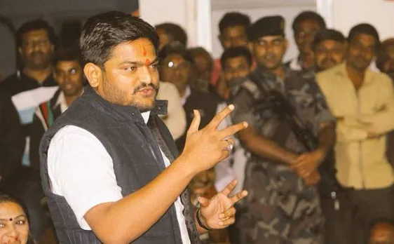 हार्दिक पटेल का PM मोदी पर तंज, कहा- 'चायवाला' ही 'पकौड़ा' बेचने का सुझाव दे सकता है