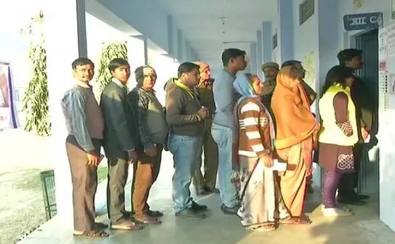 राजस्थान और प बंगाल उपचुनाव के लिए वोटिंग जारी, राजे के लिए साबित होगा सेमीफाइनल मुकाबला