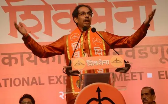 शिवसेना ने चेताया, किसान की चिता बीजेपी सरकार को बर्बाद कर देगी